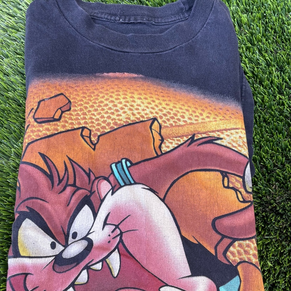 Vintage Taz Basketball T-Shirt